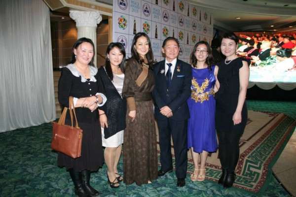 1964242_697019503652527_128356910_n