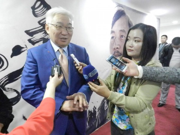 11081663_799969136758043_1533166730_n