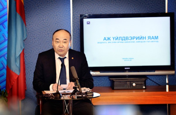 37042c1d3bb6af81cf8e4607acbea023