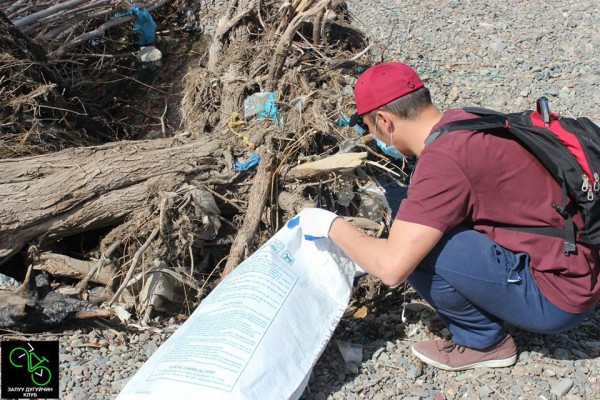 11160436_877433572298653_860454288_n