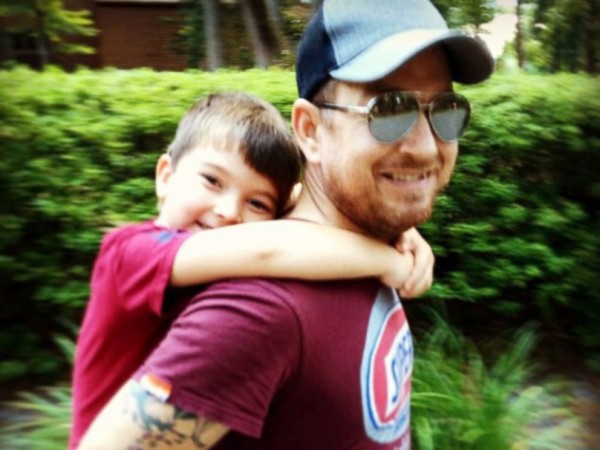 b8c7b380-e2b9-11e4-999e-d9361c5f5155_HT_sam_griner_dad_now_01_jef_150413_4x3_992