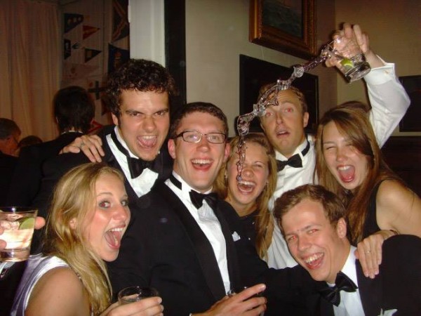 11350645_947471718683112_2087897319311284322_n