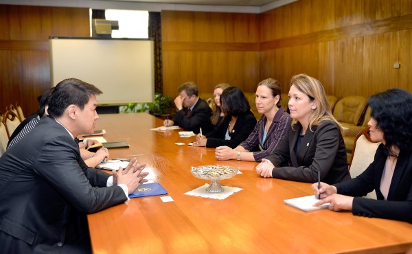 52045c1e23d3ab897e3665f4c5bfd1e9