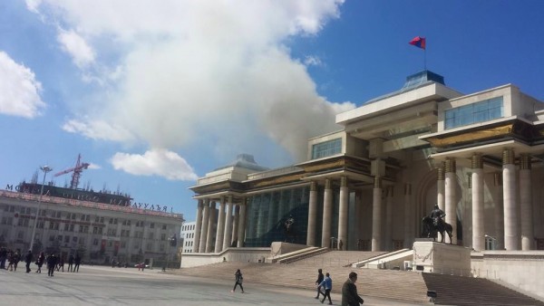 UIHIIN1818599408201505180615