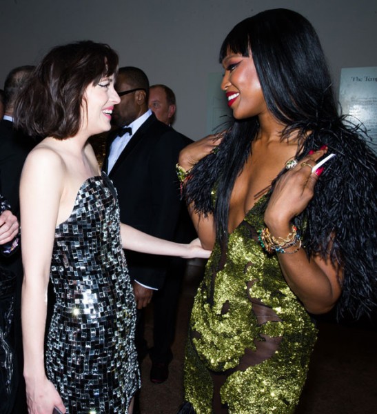 rs_634x696-150505145742-634.dakota-johnson-naomi-campbell-met-gala-inside-shots-050515