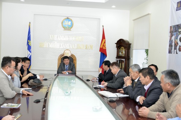 0100eb827ab8884c811c2598c41ed82a