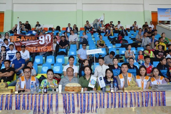 11425837_914380765275659_1818127236_n