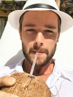 244x323_0_b20d8d37b471a9e5cef4b711db7be141@244x323_0xd42ee430_2742639981435158450