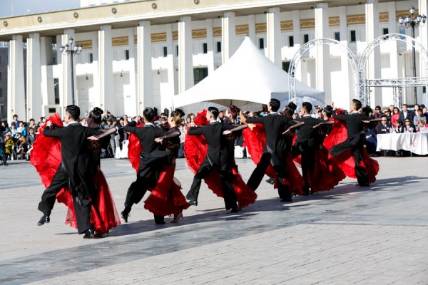 p19mum18251j15kpe12fdrp6j262