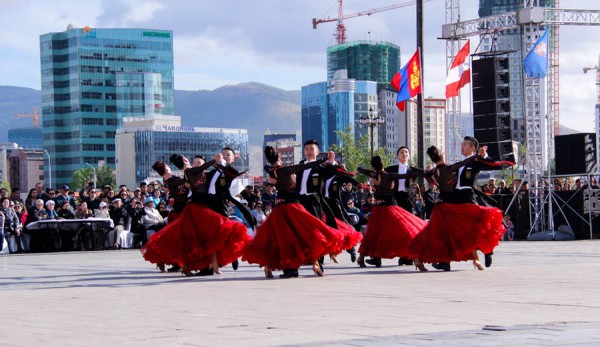 p19mum2da3tk8k891bn81bfq14voa