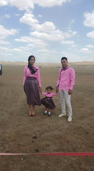 11665599_1623688574536515_313263962614342955_n6490577242015-07-16-11-20[www.urlag.mn]