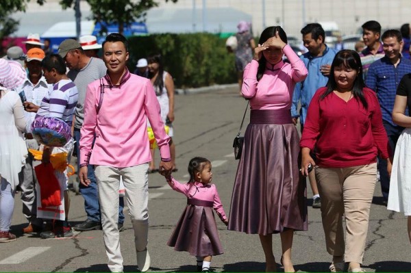 11692533_806147982837233_3293336939546518653_n5207993402015-07-16-11-20[www.urlag.mn]