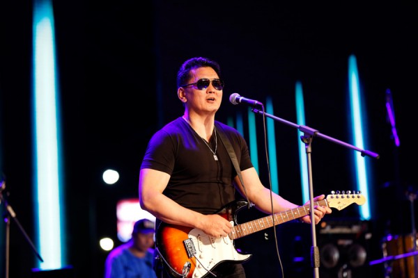 p19pv0klfpd4u5hv1lsc1r251pavg