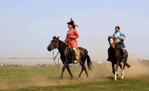 11855891_680199355449669_1619280900490011878_n