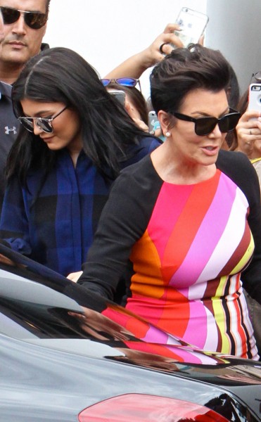 rs_634x1024-150806172734-634.Kylie-Jenner-Kris-Jenner-LA.ms.080615