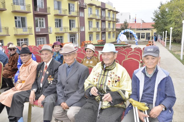 12019290_813617338754824_911760560_o