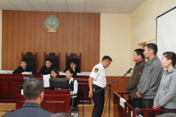 12041866_1019459618072658_392084887_n