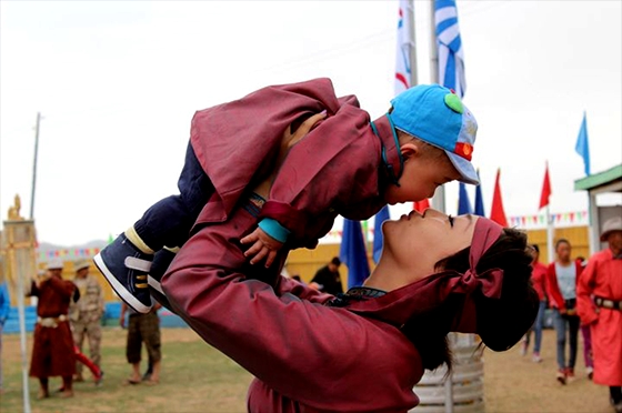 143684045955a4720b92eb9