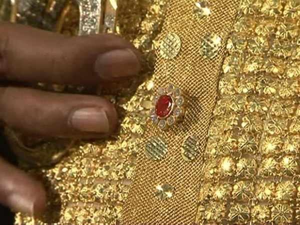 40305015422f5c15069988