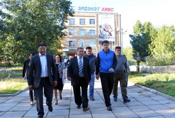 55de04c5190511649e22ae13a56fbeb5big