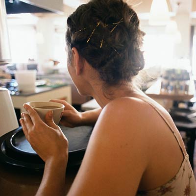 go-to-cafe-alone-400x400