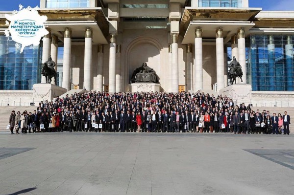 12025461_1235287286497278_388604886_n