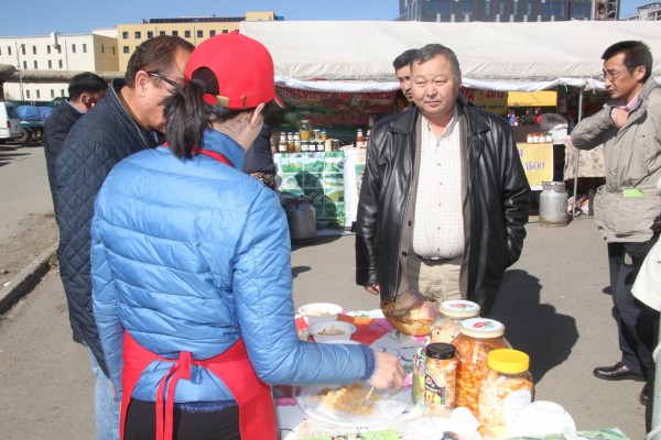 12062589_1067055413314088_814876395_o