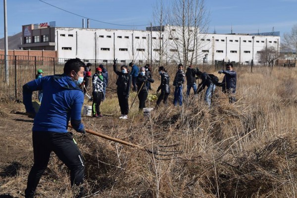 12167484_432138783654030_1650029225_n