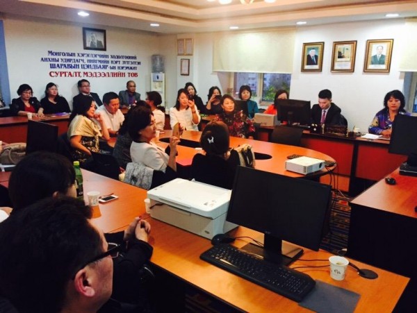 12188445_975344739170506_1506133711_n