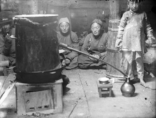 \"1926634_712637992121361_485535040_n\"