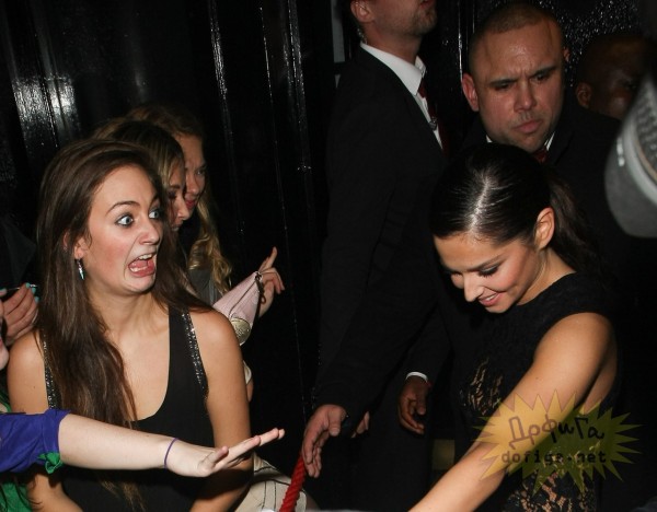 Ïðèç ýòîé äàìî÷êå çà ñàìûå ÿðêèå ýìîöèè.