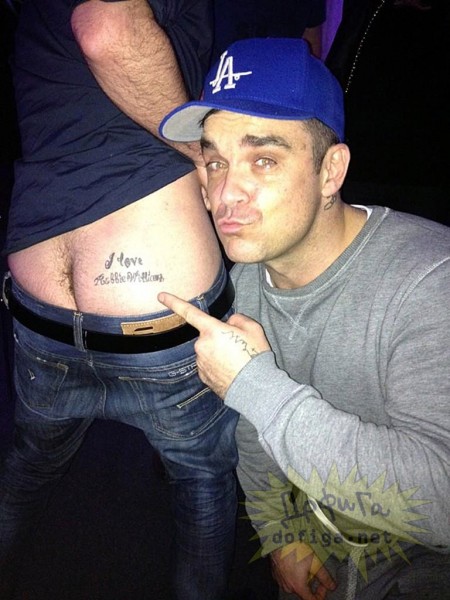 Âåðõ ïî÷¸òà è ïðèçíàíèÿ òàëàíòà Ðîááè Óèëüÿìñà