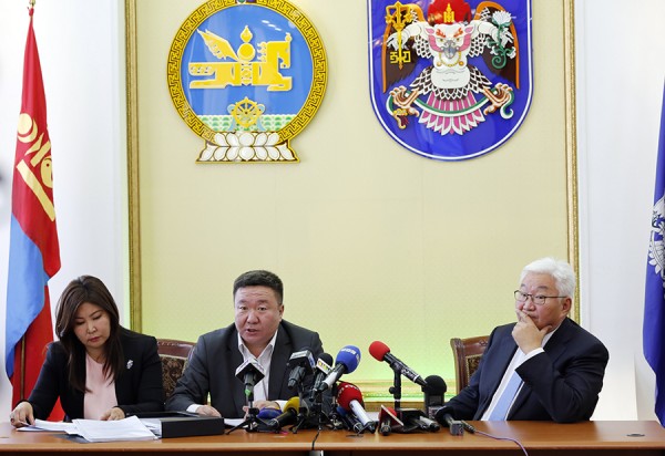 p1a1njj5461e3jbi13si1gri1bmv7