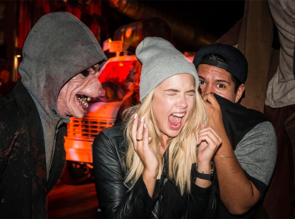 \"rs_1024x759-150929154340-1024-Ashley-Benson-Halloween-Horror-Nights.jm.092915\"