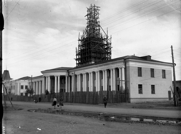 10425501_796119557167163_2738962557913634548_n