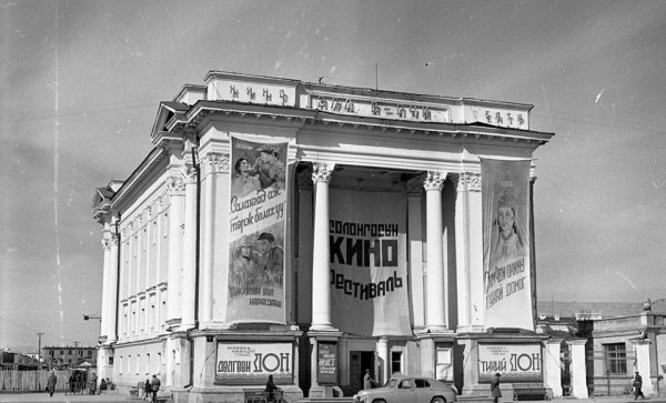 12241377_796533853792400_2719228637168380750_n