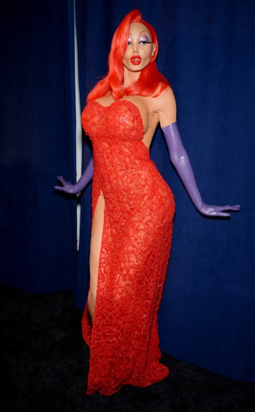 \"rs_634x1024-151031201431-634.heidi-klum-jessica-rabbit.cm.103115\"