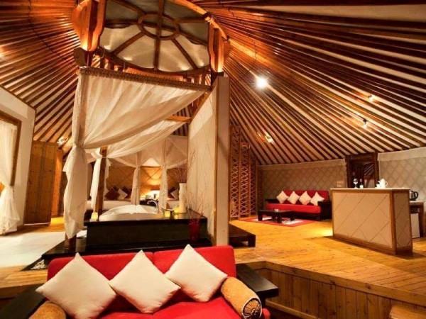 11705090_1037170816308106_3968003801621381062_n