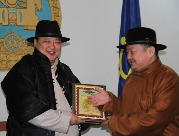 \"12592653_169350613438034_3866588042090560371_n\"