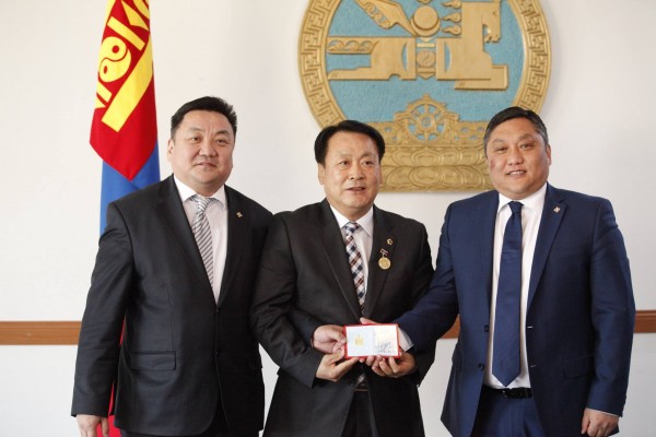 \"12787615_517481038422034_2048969_o\"