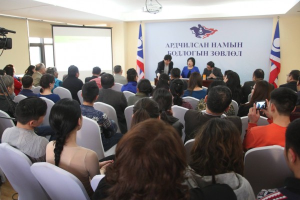 \"12788911_1144676518885310_2110115310_o\"