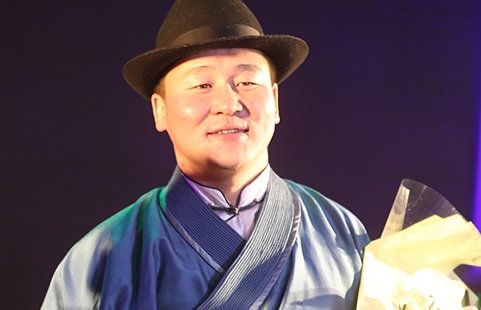 1454472794_erdenebaatar