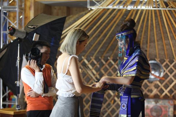 \"12516442_876395052473479_2003039441_n\"