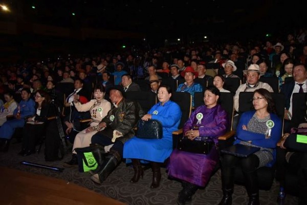 12527839_996405443728261_1423439792_n