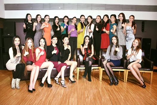 145886902856f4932406cb2