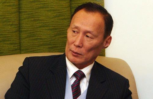 487429_349855688456665_1346007526_n