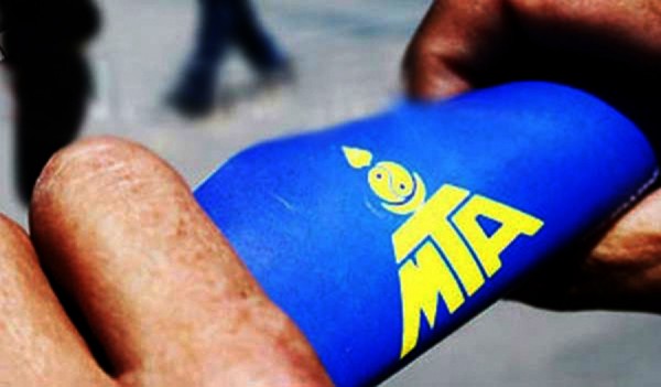 \"p1adpbkegkln671v1t0n19kdsiu1\"