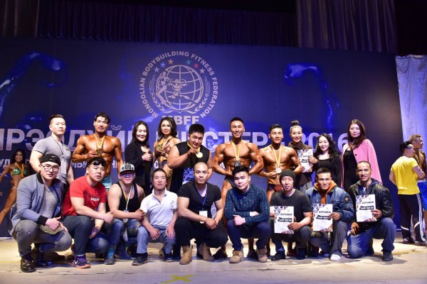 13073118_1098759250186955_2018617130_o