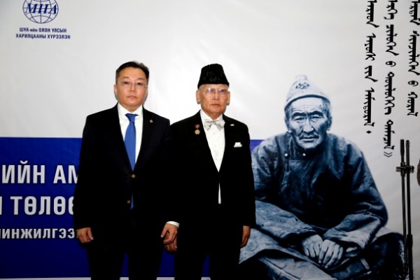 \"14617414185720676ab14ff\"