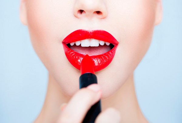 Best_Red_Lipstick_for_Your_Skin_Tone